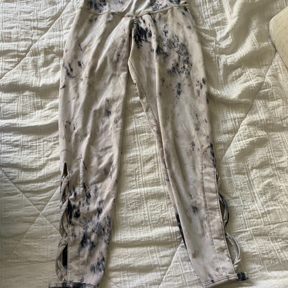 Strut This cropped leggings